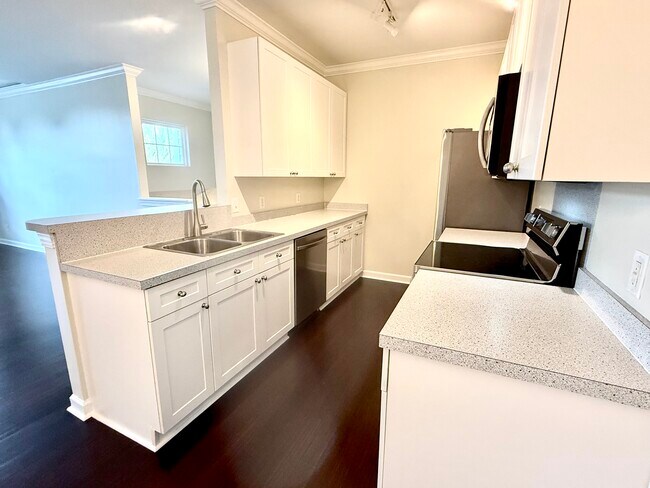 Building Photo - 1462 Wellbrooke Ln
