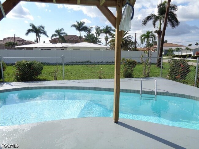 Foto del edificio - 4402 SE 20th Pl