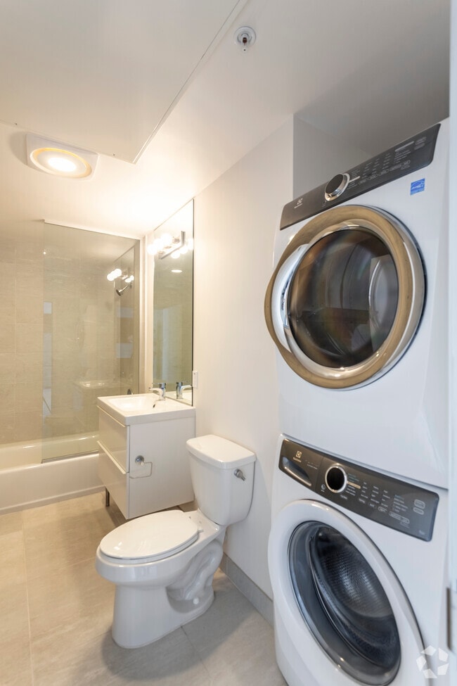 2 HAB, 2 BA - 945 FT² - The Park