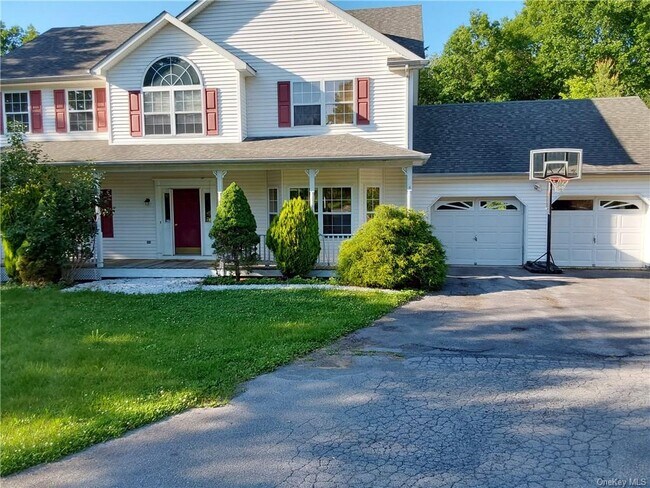 Building Photo - 19 Woodridge Dr