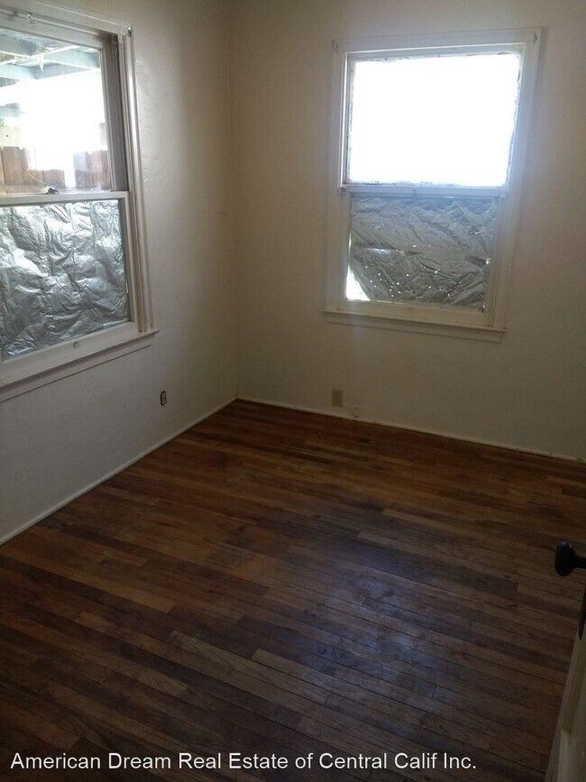 Building Photo - 2 br, 1 bath House - 117 Follett St.