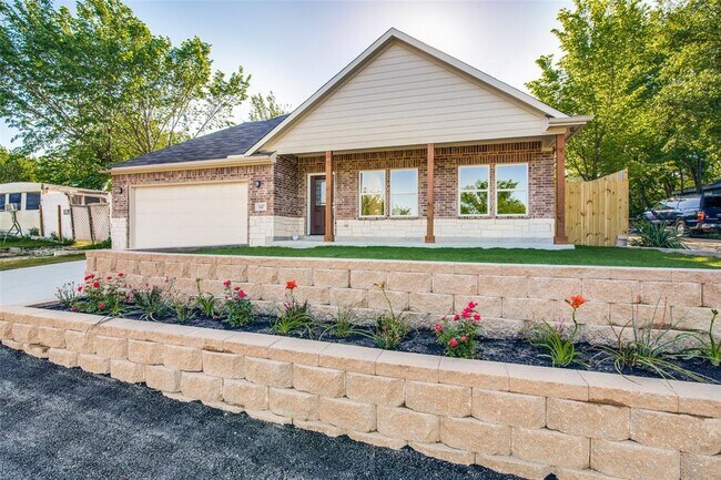 Foto del edificio - 147 Eva Pl