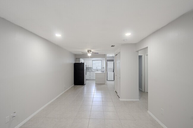 Foto del edificio - 3860 7th Ave N