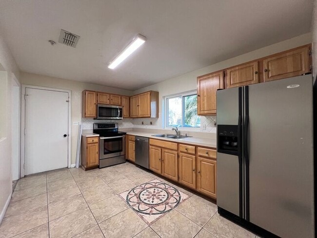 Building Photo - 8330 Le Mesa St