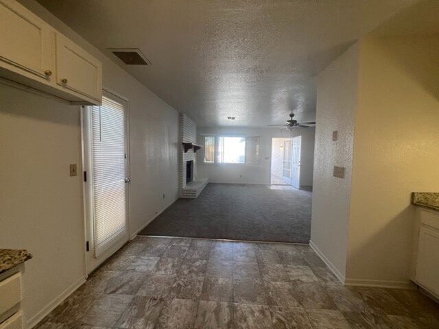 Foto del edificio - 2140 Hermosa Dr