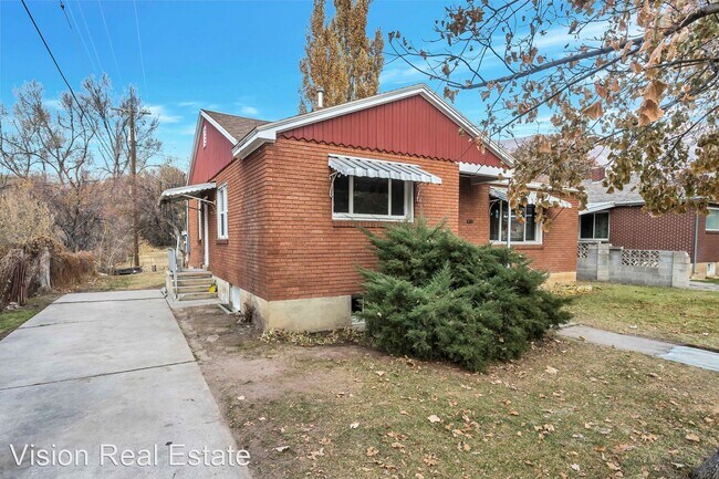 Building Photo - 3 br, 1 bath House - 242 W 100 N
