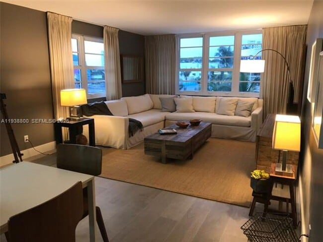 Photo - 100 Lincoln Rd Apartment