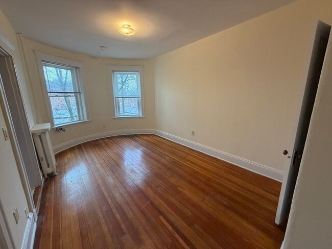 Building Photo - 183 Winthrop Rd