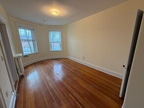 Building Photo - 181 Winthrop Rd