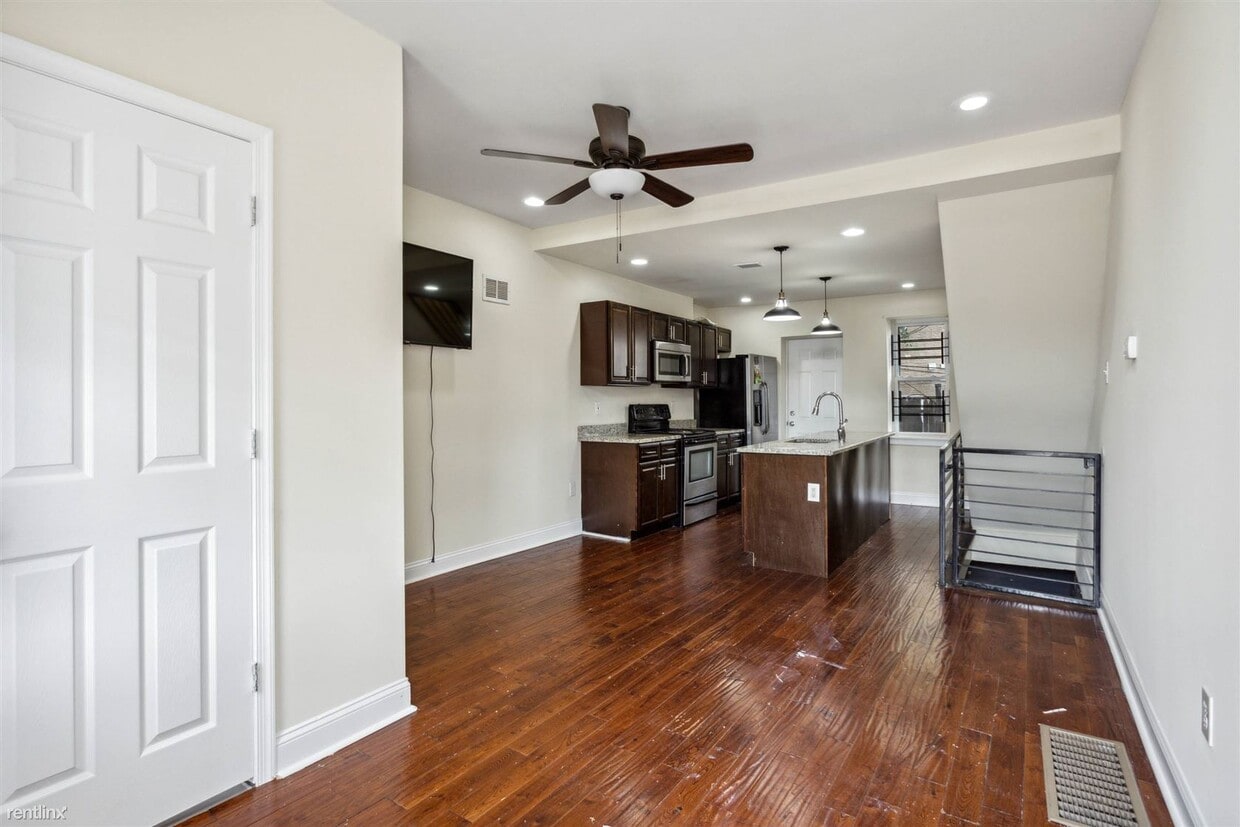 Primary Photo - 2 br, 2 bath House - 2003 N CLEVELAND ST U...