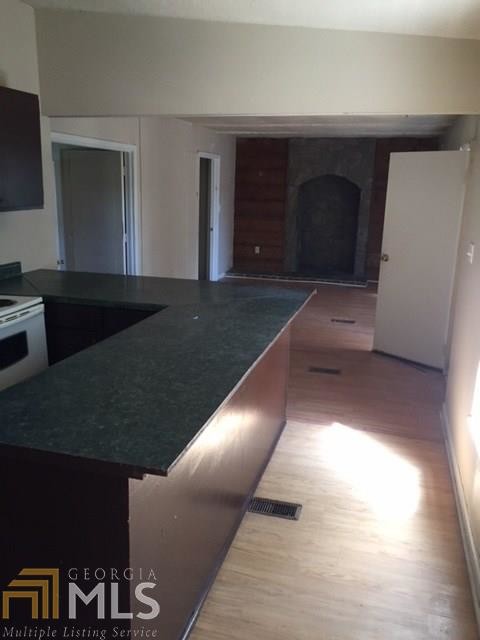 Building Photo - 56 Fox Ln