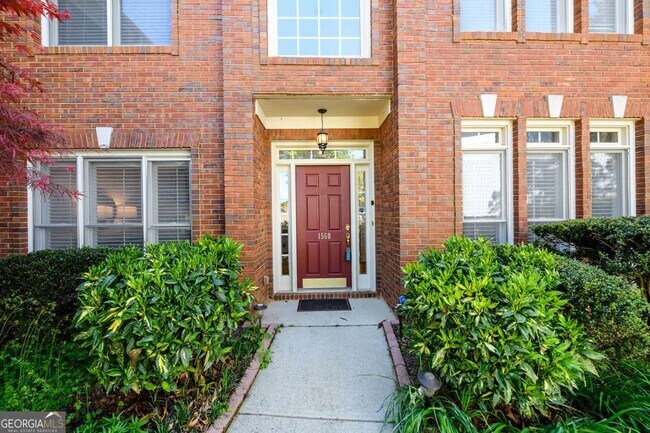 Foto del edificio - 1560 Oak Park Cove