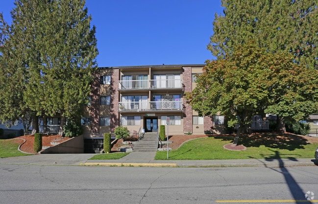 Building Photo - Maple Court