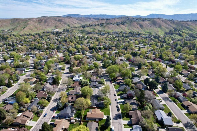 Building Photo - 5294 Waterwheel Dr