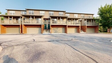 Building Photo - 3046 Barclay Way