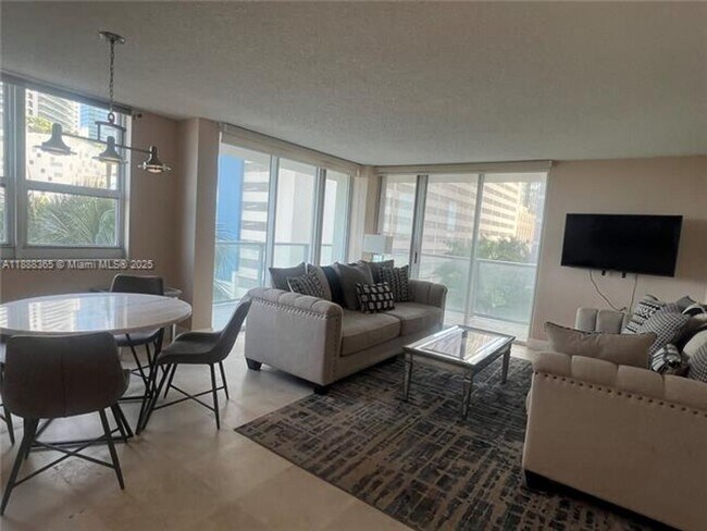 Photo - 1155 Brickell Bay Dr Apartment