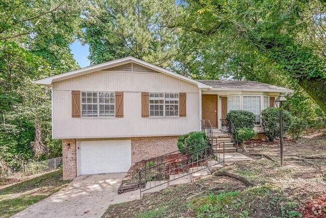 Building Photo - 5064 Darlene Dr