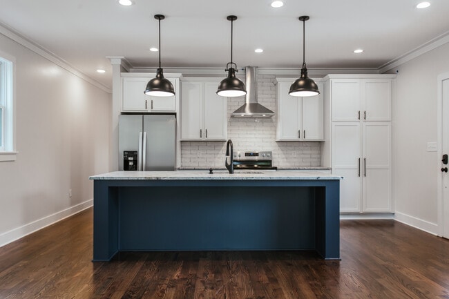 Photo - 132 Flint St House