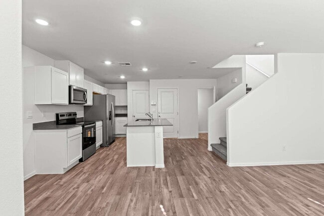 Building Photo - 4919 Olive Mesa Ave