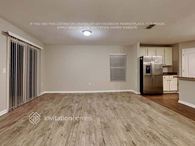 Foto del edificio - 6835 Langford St