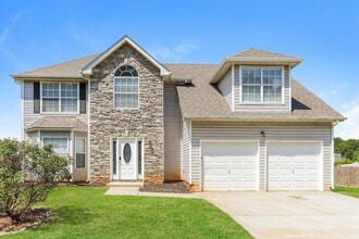 Building Photo - 105 Windscape Dr