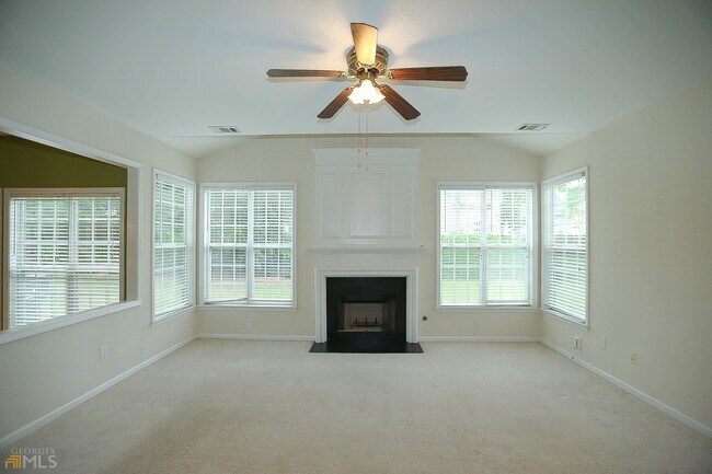 Building Photo - 8490 Friarbridge Dr