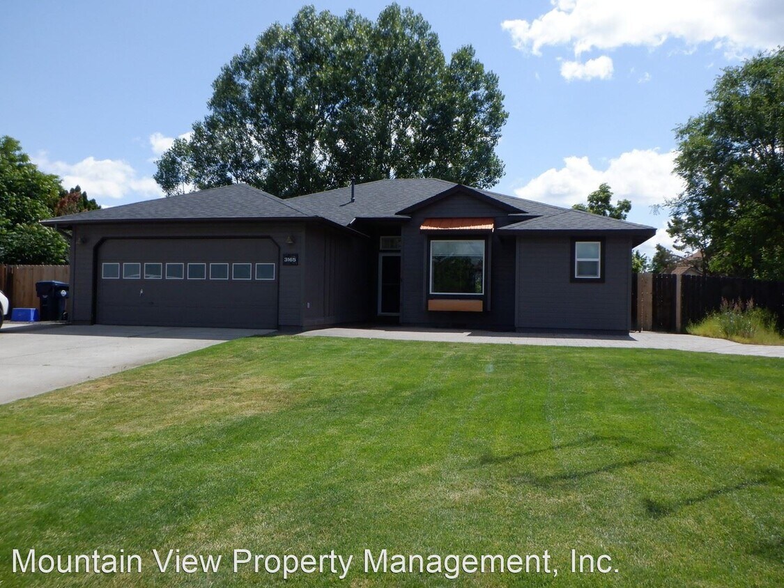 Primary Photo - 3 br, 2 bath House - 3165 NE Barrington Ct