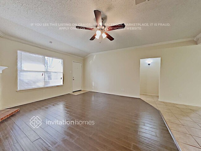 Foto del edificio - 1001 Ridgecrest Dr