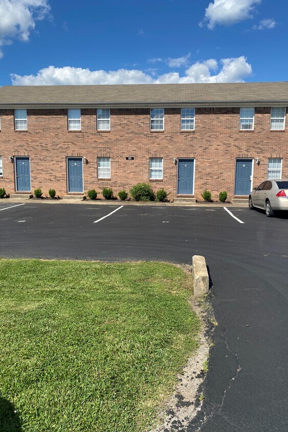 Foto principal - 125 Hillridge Ct
