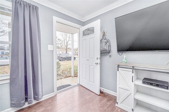 Building Photo - 3025 Bow Creek Blvd