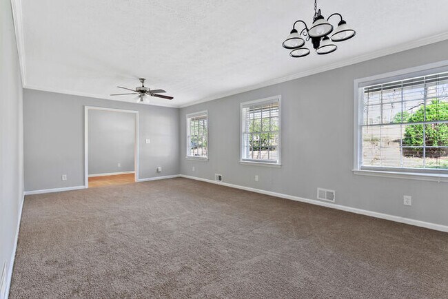 Foto del edificio - 1293 Colony Dr
