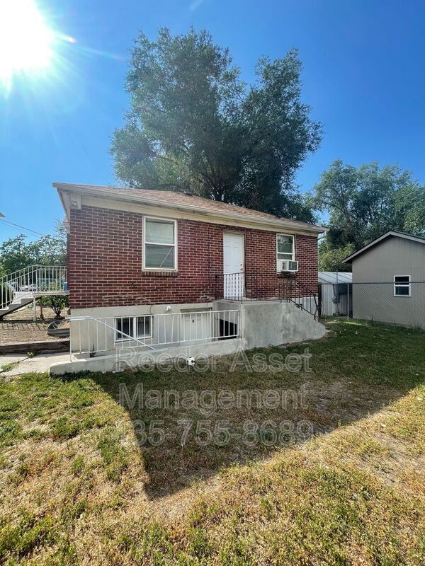 Building Photo - 244 N Harrisville Rd