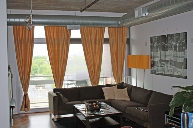 Foto del edificio - 933 W Van Buren St
