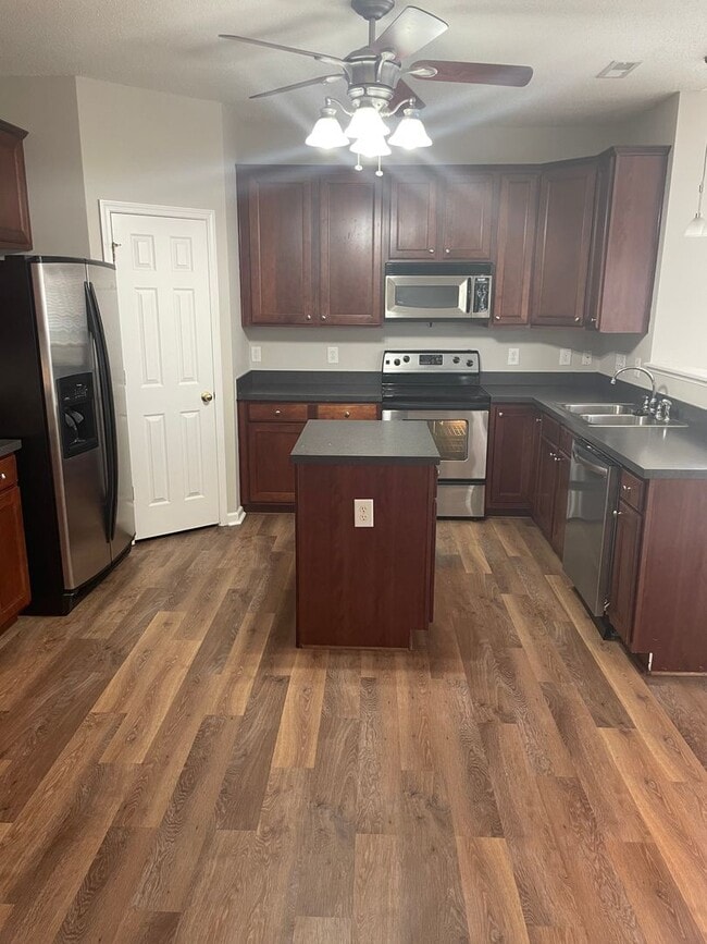 Building Photo - Whitsett / Brightwood Farms
