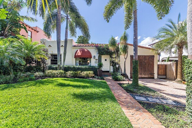 Building Photo - 736 Biscayne Dr