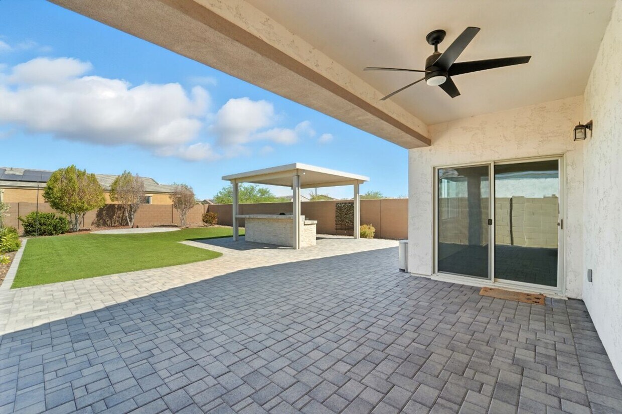 Foto principal - Stunning new build in Glendale, AZ!