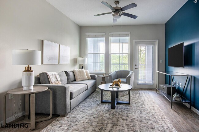 Foto del edificio - 2300 Tapestry Park Dr