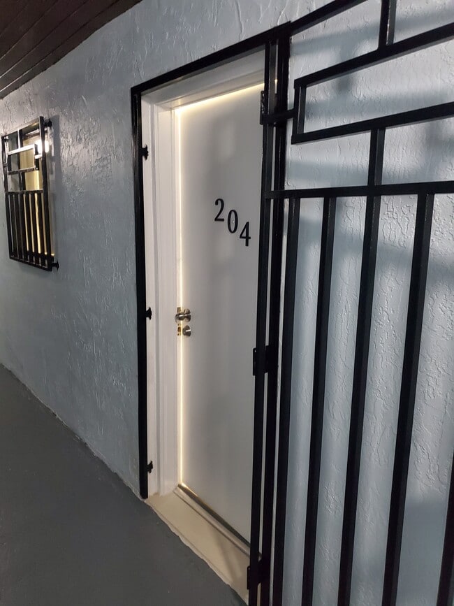 Building Photo - 6239 W 24th Ave