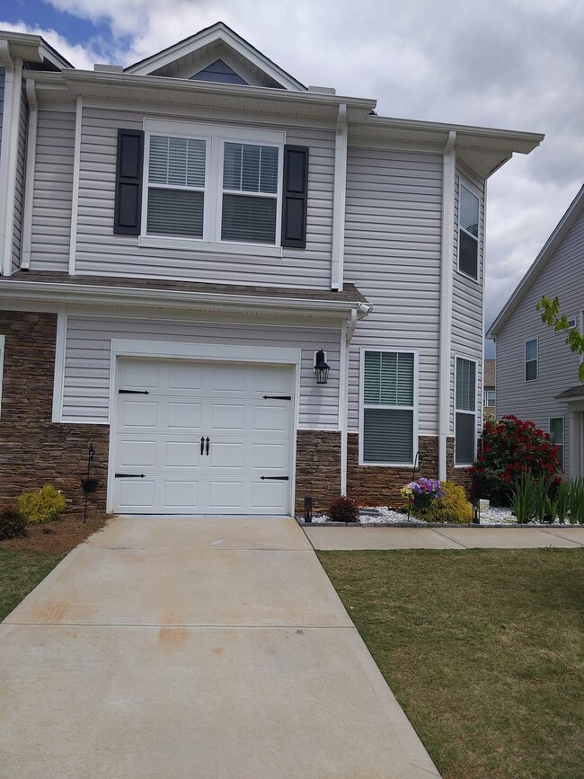 Photo - 25 Planters Pl Townhome