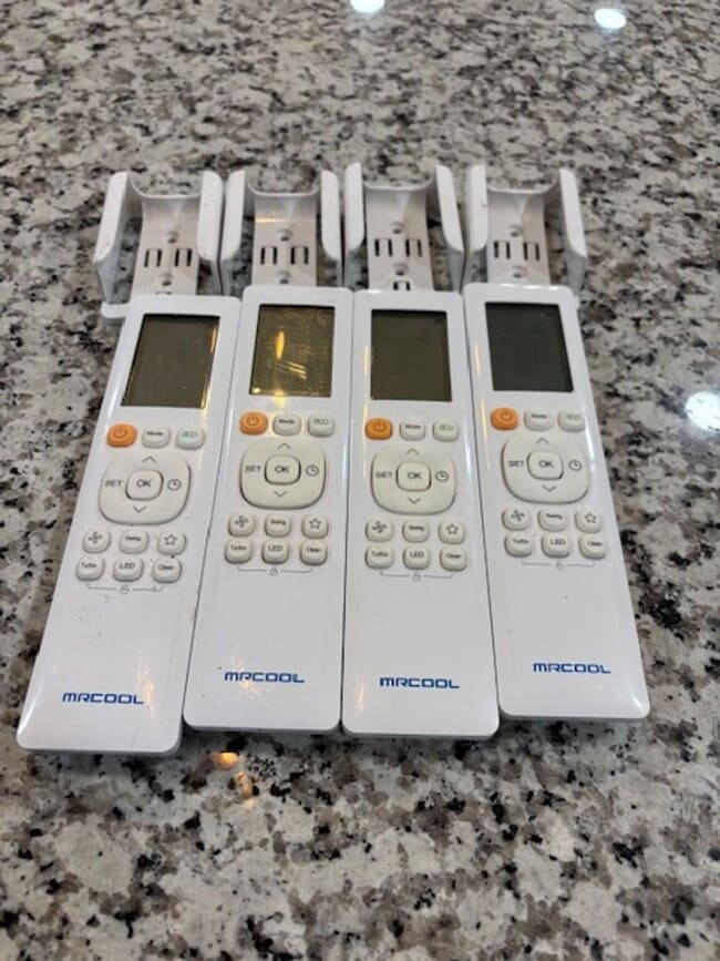 Building Photo - 271 E 8th St