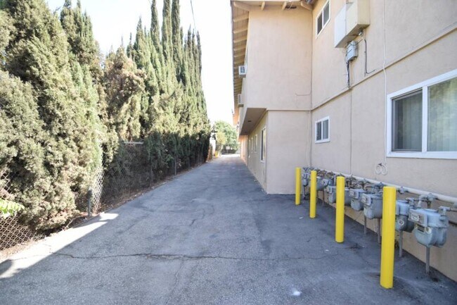 Foto del edificio - 2.0 bedroom in West Covina California 91723