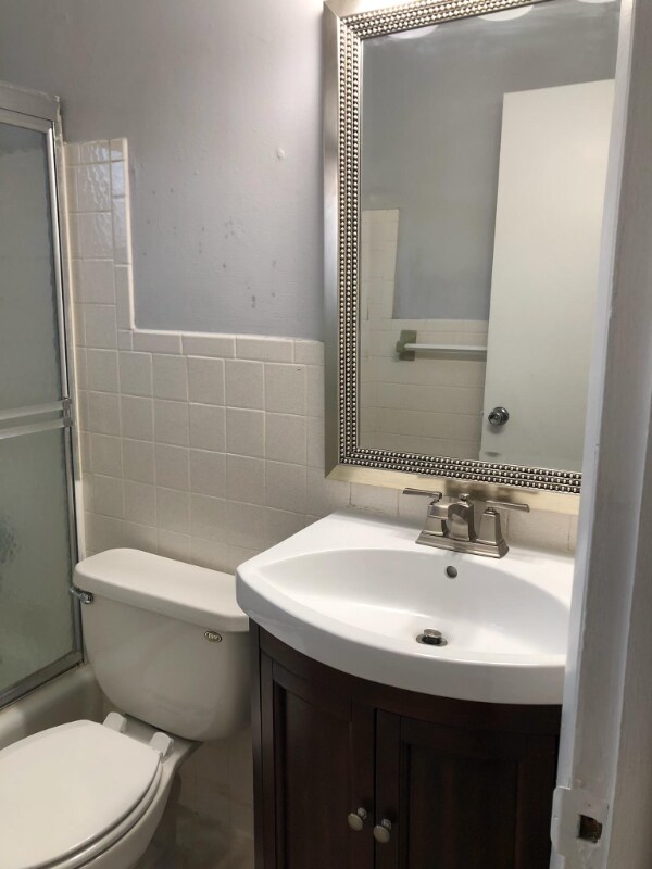 102 N 4th St Unit A, Lantana, FL 33462 Room for Rent in Lantana, FL