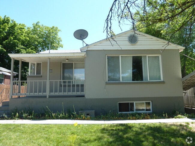 Building Photo - 844 E 2700 S