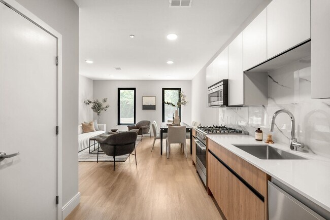 Foto del edificio - 249 Corey Rd