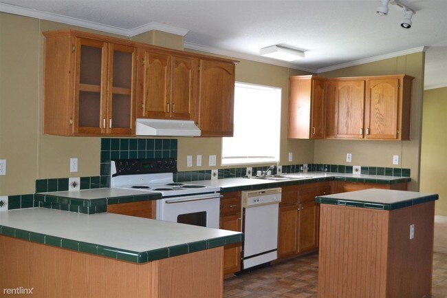 Building Photo - 4 br, 3 bath House - 10474 Willow Brook