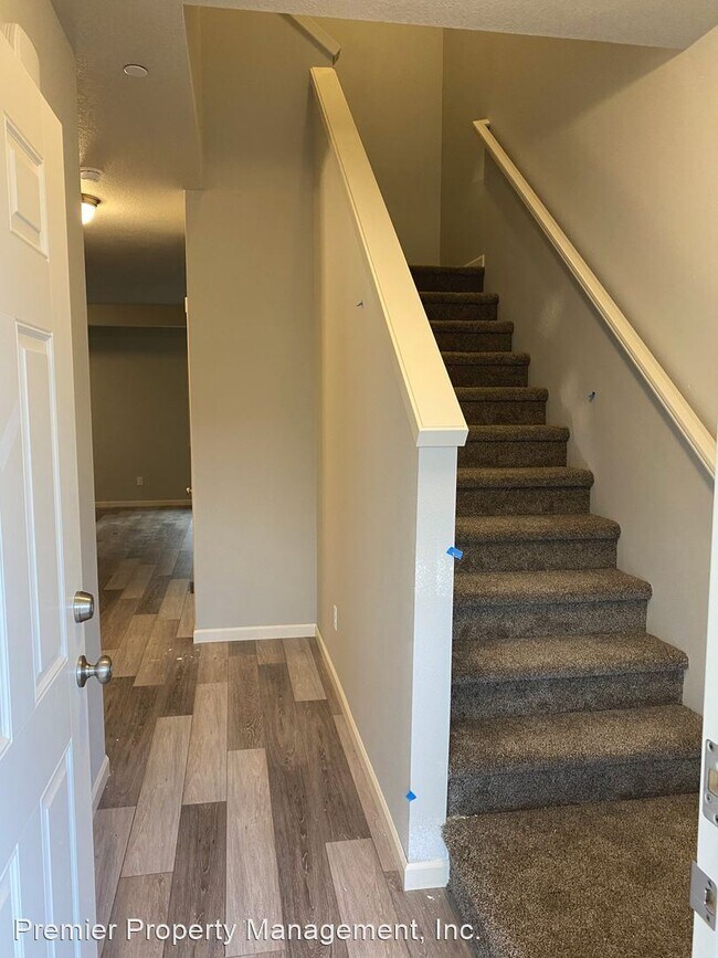 Foto del edificio - 3 br, 2.5 bath House - 211 Cloverdale Rd U...