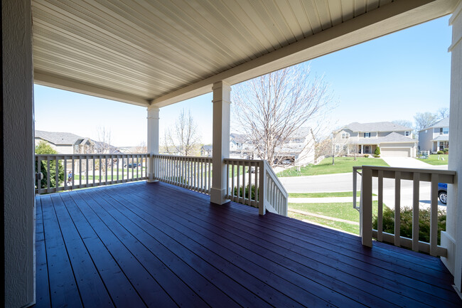 Foto del edificio - 5007 Merrimac Ln N