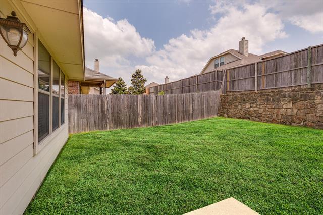 Building Photo - 2821 Glendale Way