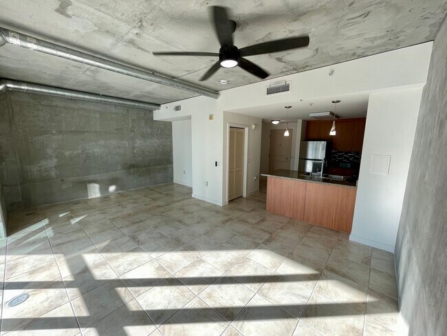 Foto del edificio - 1080 Park Blvd