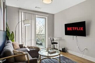 Building Photo - 7417 Waverly Walk Ave